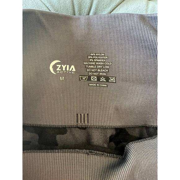 Zyia Active Seamless Leggings Women's Size Medium Gray Camo - Picture 4 of 4